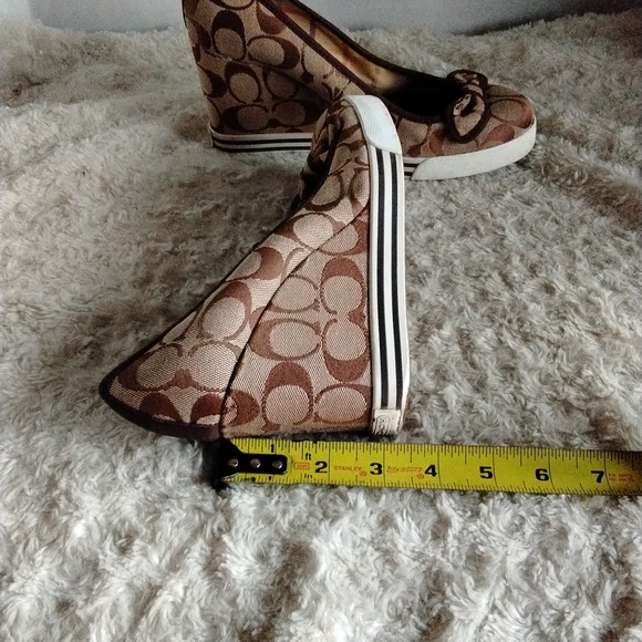 Coach. Brown Wedge Shoes Size 8m Style#F0007/J07 - Picture 9 of 9